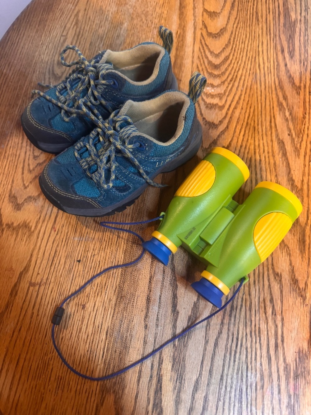 Cute toddler hikers bundle LL bean hiking sneakers toddler size 10 and learning